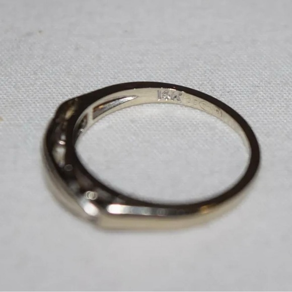 14k white gold ring - Picture 5 of 8